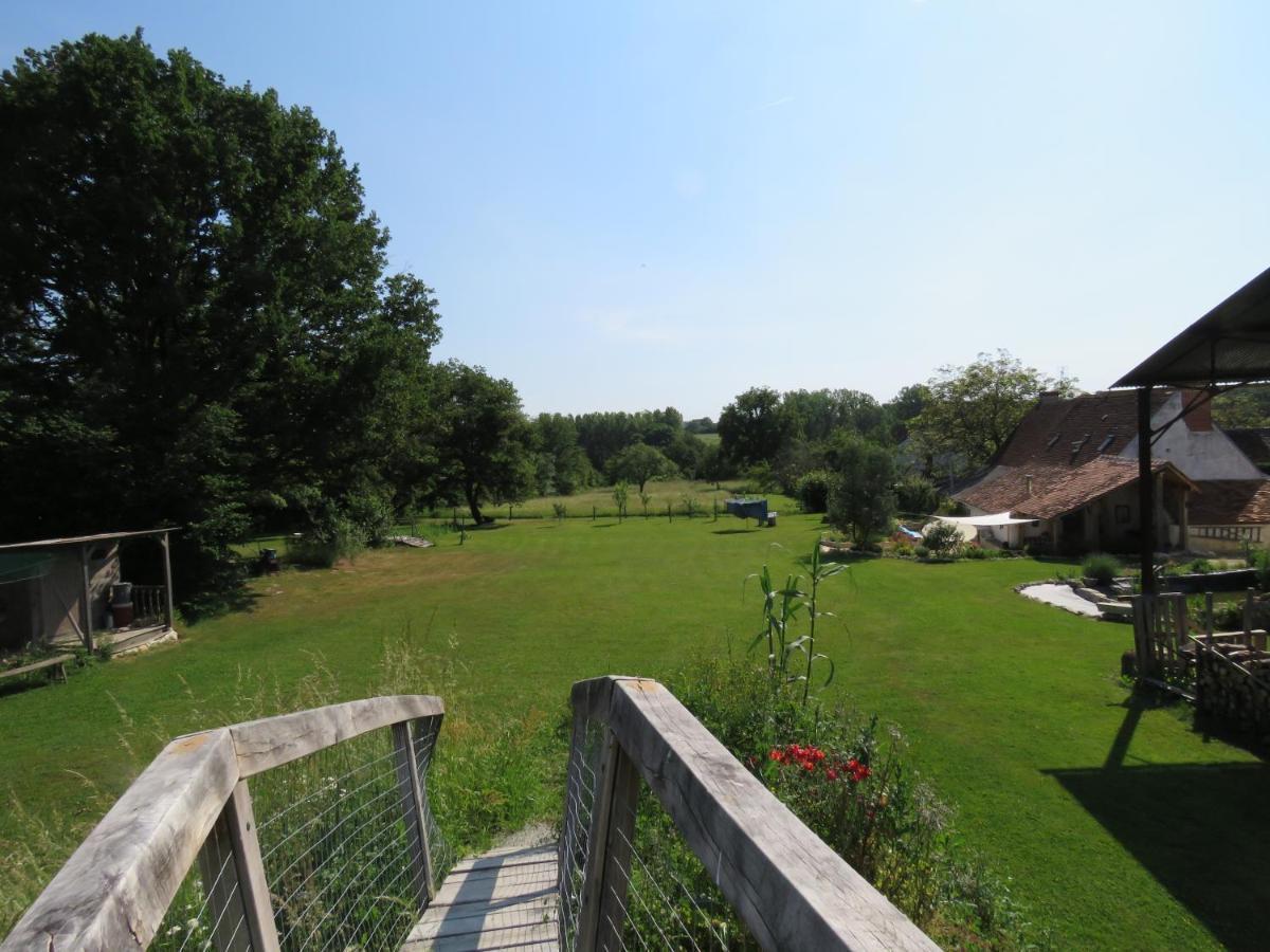 Bed and Breakfast Lalot Oulches Esterno foto
